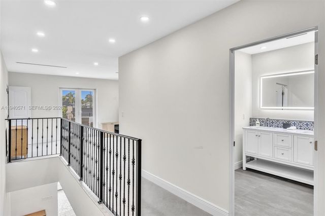 1636 SW 9th St, Miami, FL 33135