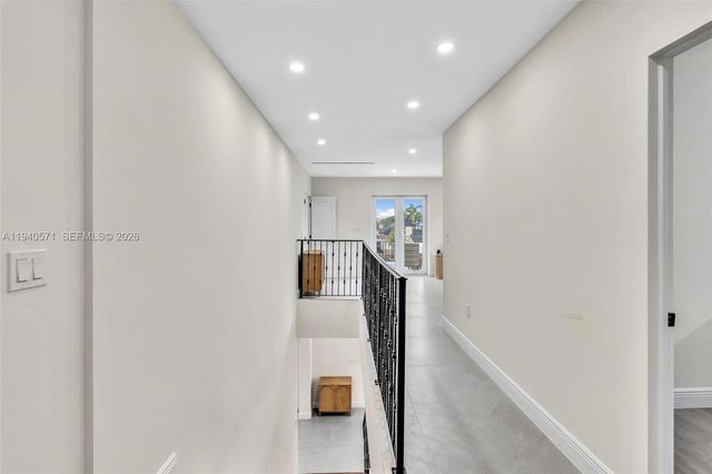 1636 SW 9th St, Miami, FL 33135