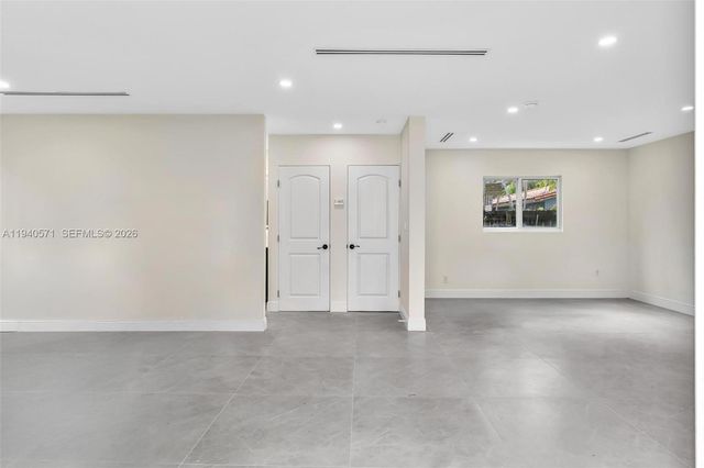 1636 SW 9th St, Miami, FL 33135