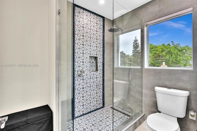 1636 SW 9th St, Miami, FL 33135