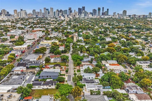 1636 SW 9th St, Miami, FL 33135