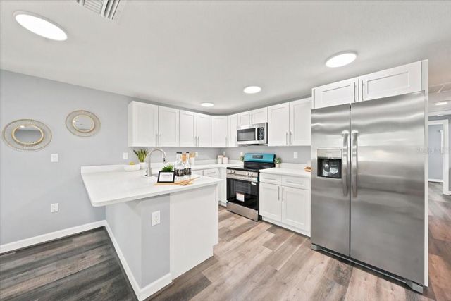 2919 E 19TH AVENUE, Tampa, FL 33605