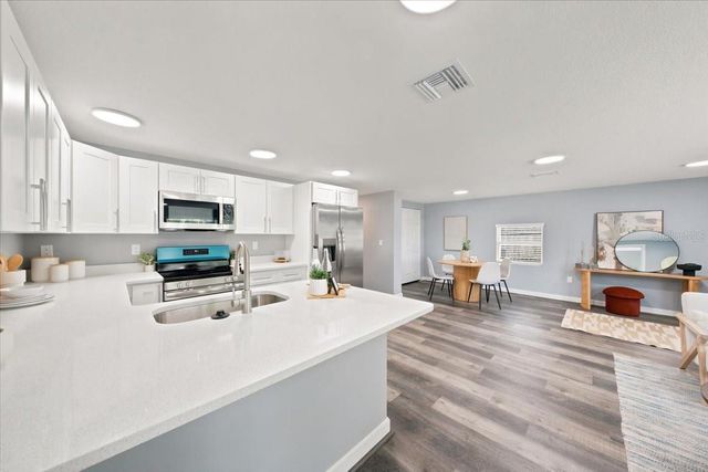2919 E 19TH AVENUE, Tampa, FL 33605