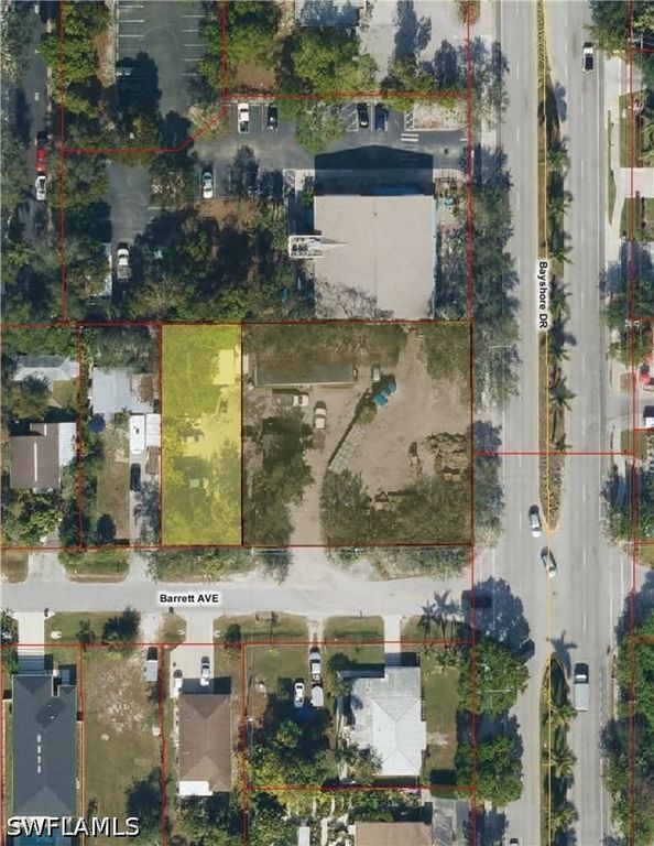2705 Barrett AVE, Naples, FL 34112