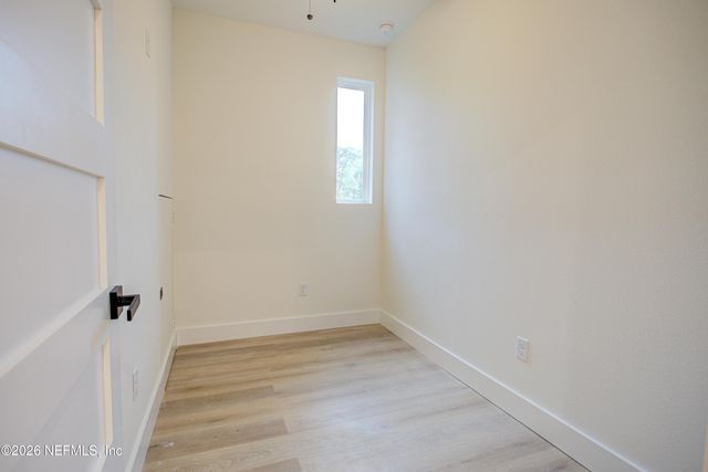 6620 GILLISLEE Drive W, Jacksonville, FL 32209