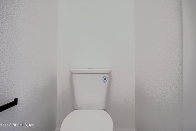 6620 GILLISLEE Drive W, Jacksonville, FL 32209