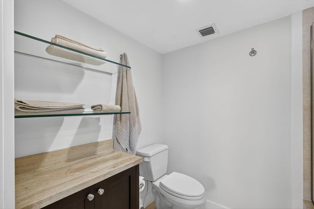 840 Ocean Drive 1004, Juno Beach, FL 33408