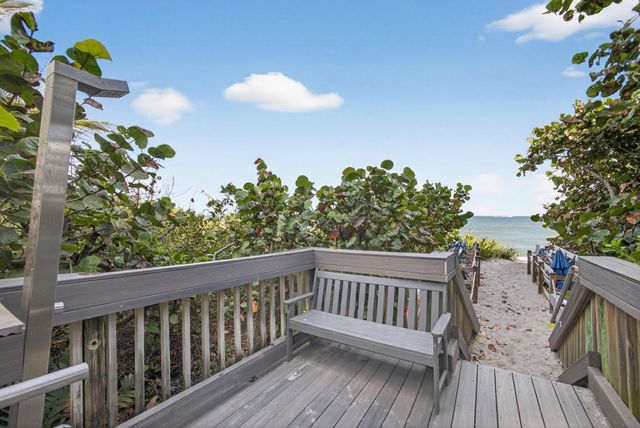 840 Ocean Drive 1004, Juno Beach, FL 33408