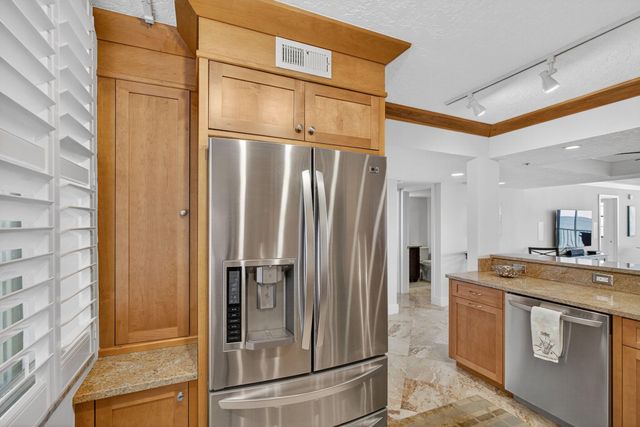 840 Ocean Drive 1004, Juno Beach, FL 33408