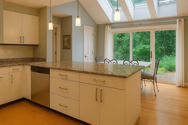 5870 Blackberry Bridge Path, Inver Grove Heights, MN 55076
