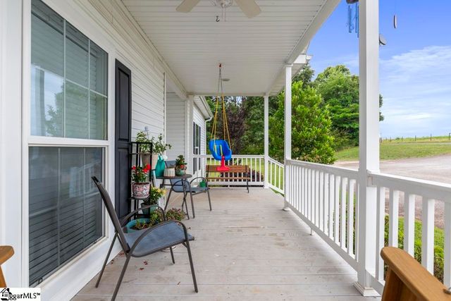 420 Earles Grove Road, Westminster, SC 29693