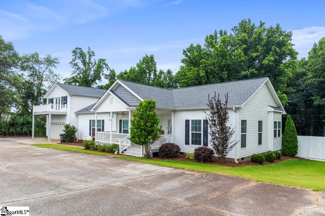 420 Earles Grove Road, Westminster, SC 29693