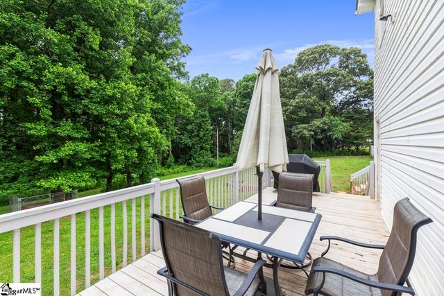 420 Earles Grove Road, Westminster, SC 29693