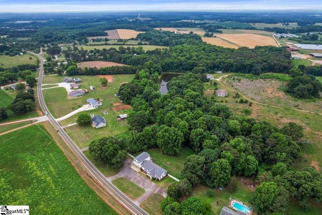 420 Earles Grove Road, Westminster, SC 29693