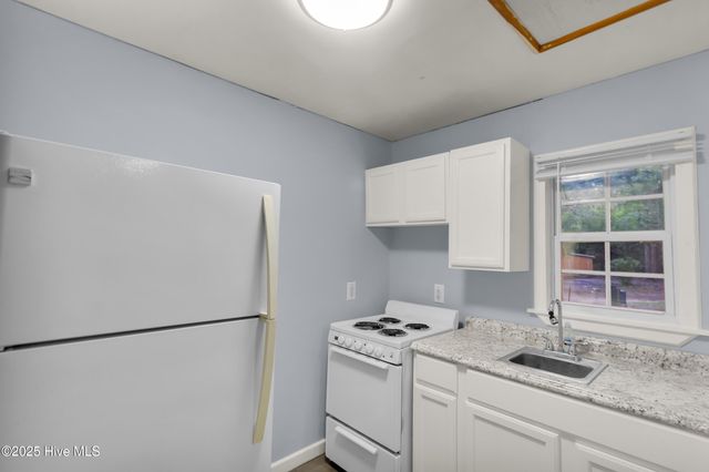 684 W Firetower Road, Swansboro, NC 28584