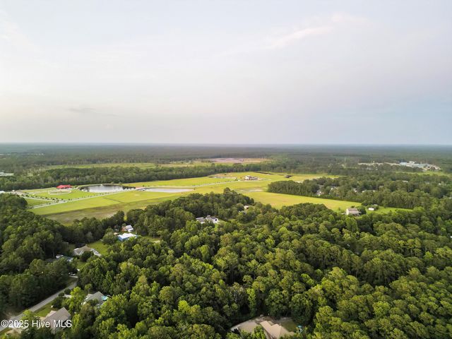 684 W Firetower Road, Swansboro, NC 28584