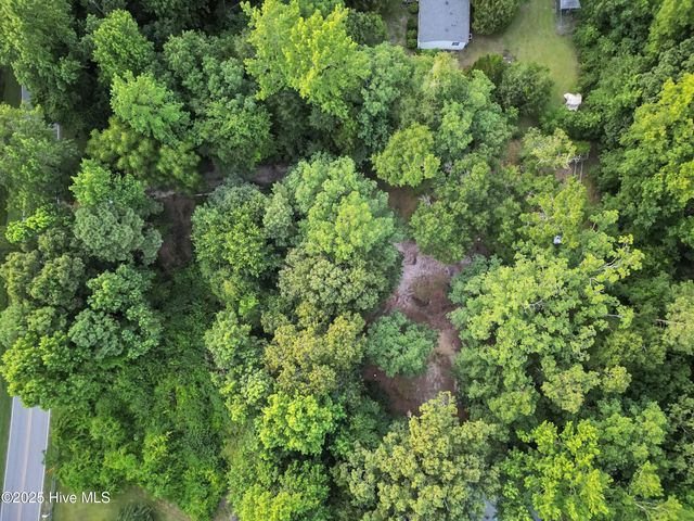 684 W Firetower Road, Swansboro, NC 28584