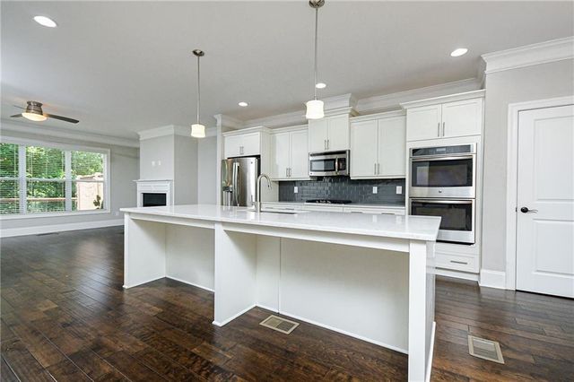 1299 Linden Court NE, Atlanta, GA 30329