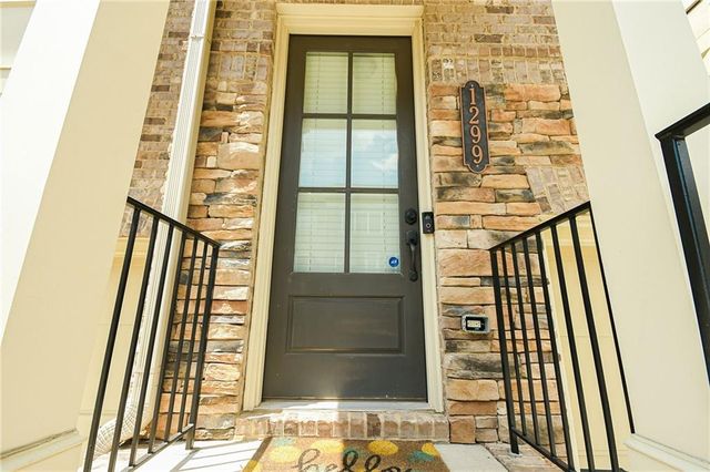1299 Linden Court NE, Atlanta, GA 30329