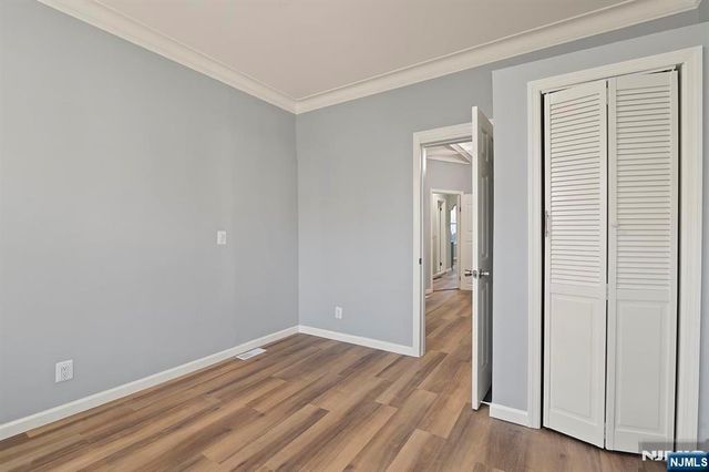 149 Wegman Parkway, Jersey City, NJ 07305
