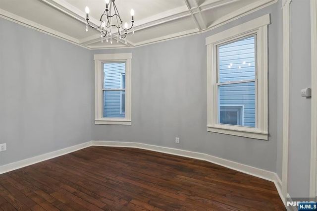 149 Wegman Parkway, Jersey City, NJ 07305