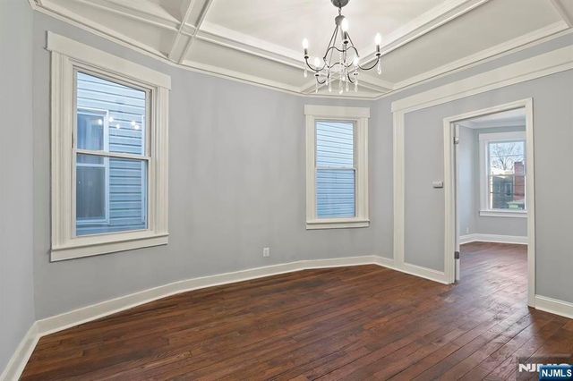 149 Wegman Parkway, Jersey City, NJ 07305