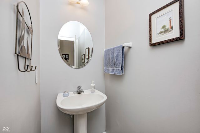 13068 Lamarque Place, Fishers, IN 46038