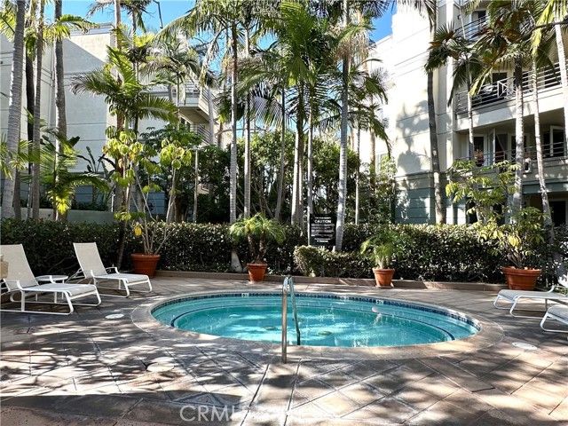 2243 Martin 117, Irvine, CA 92612