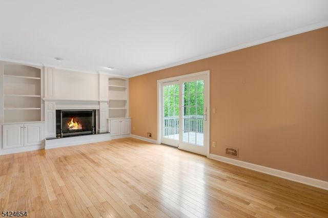 908 Sherwood Rd, Bridgewater Twp., NJ 08807