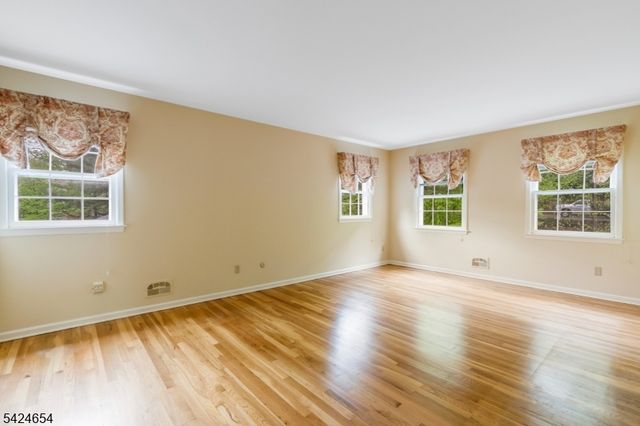 908 Sherwood Rd, Bridgewater Twp., NJ 08807