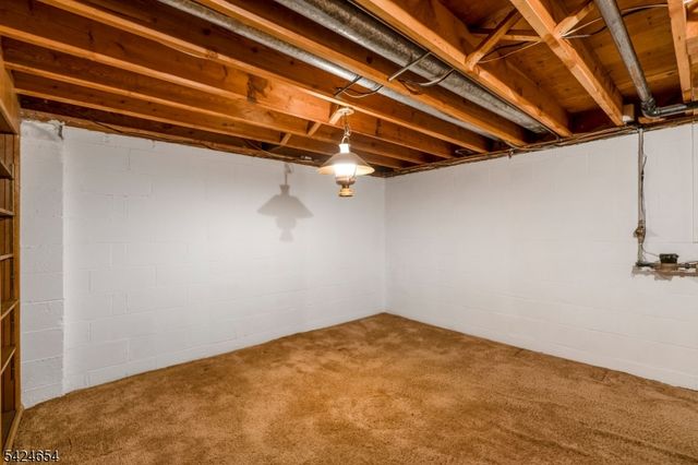 908 Sherwood Rd, Bridgewater Twp., NJ 08807