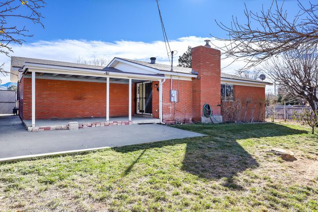 3701 Piermont Drive NE, Albuquerque, NM 87111