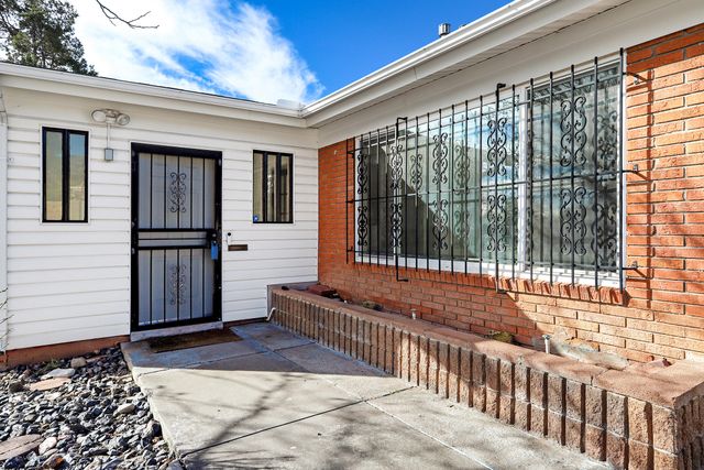 3701 Piermont Drive NE, Albuquerque, NM 87111