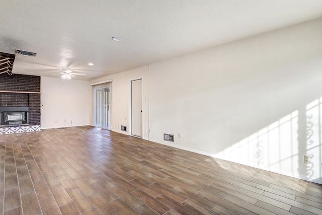 3701 Piermont Drive NE, Albuquerque, NM 87111