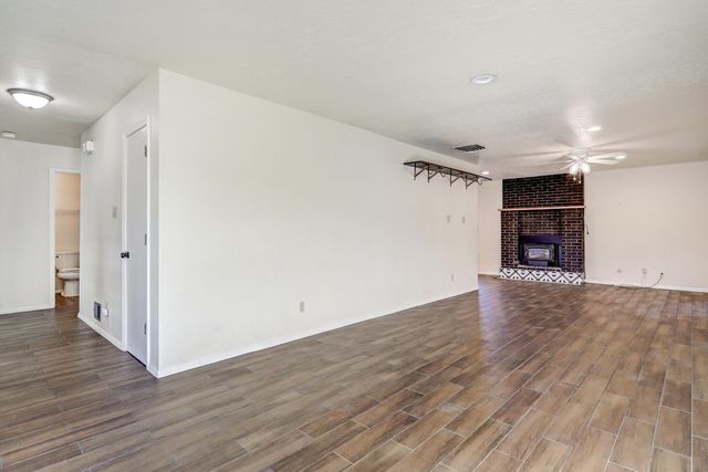 3701 Piermont Drive NE, Albuquerque, NM 87111