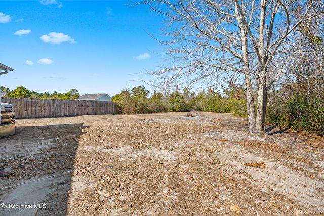 201 Michel Court, Hubert, NC 28539