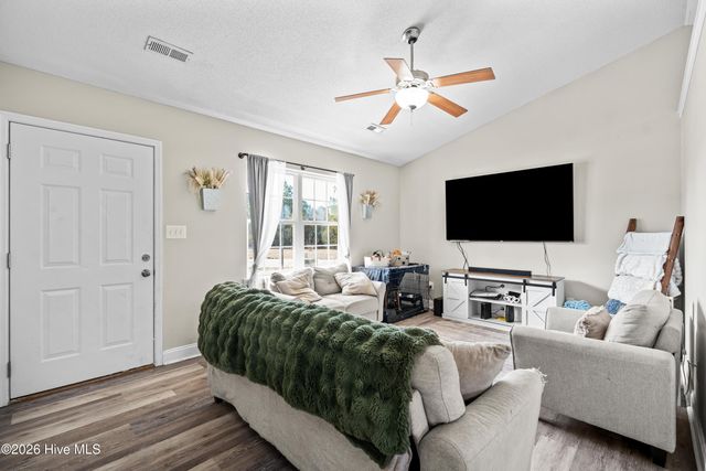 201 Michel Court, Hubert, NC 28539