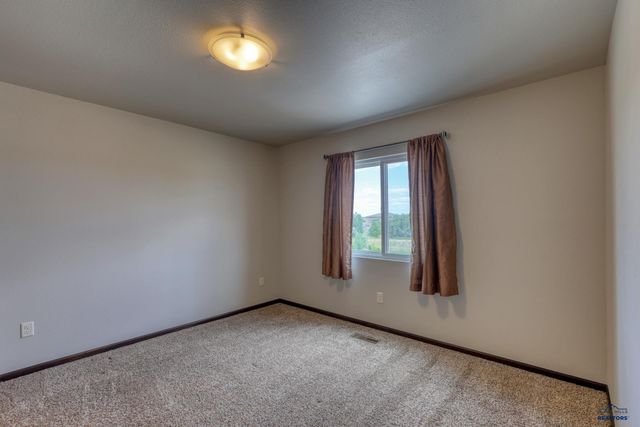 4507 MISTY WOODS LN, Rapid City, SD 57701