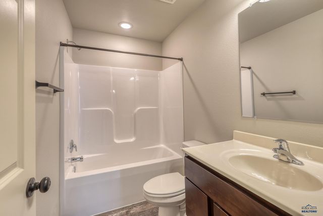 4507 MISTY WOODS LN, Rapid City, SD 57701