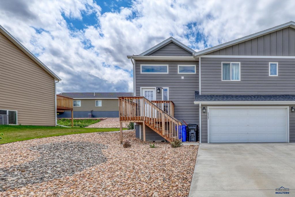4507 MISTY WOODS LN, Rapid City, SD 57701