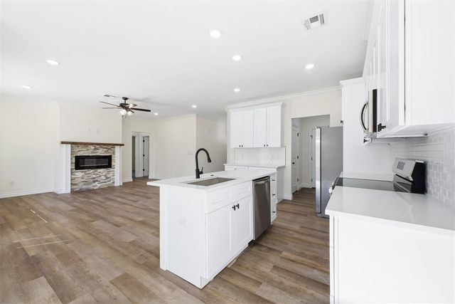 12414 Oak Alley, Guthrie, OK 73044