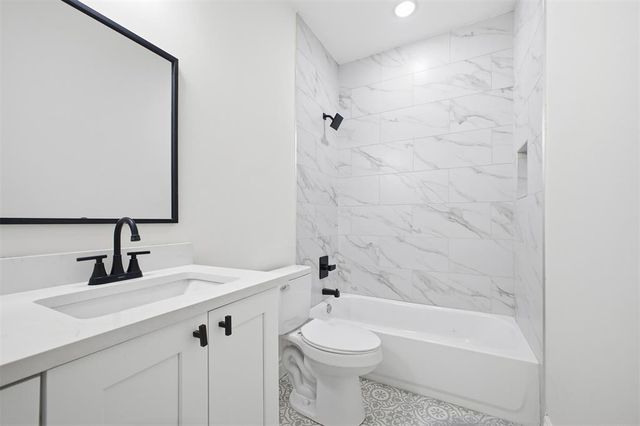 12414 Oak Alley, Guthrie, OK 73044