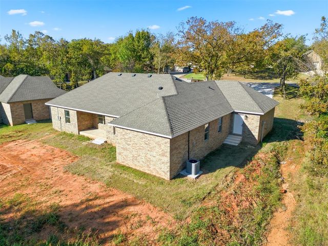 12414 Oak Alley, Guthrie, OK 73044