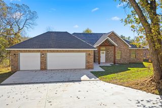 12414 Oak Alley, Guthrie, OK 73044