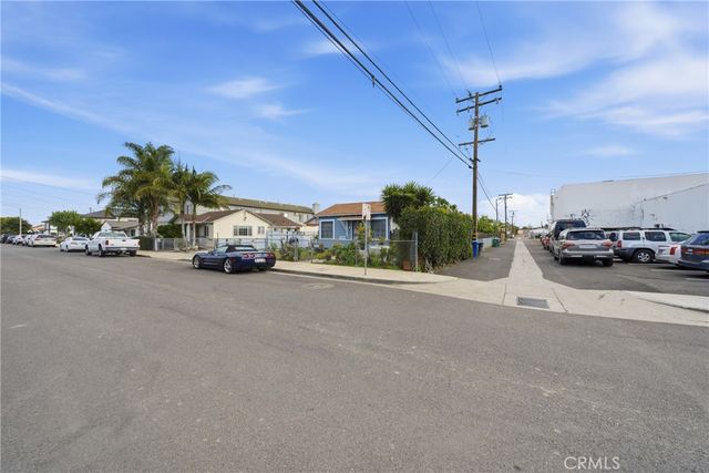 13942 Locust Street, Westminster, CA 92683