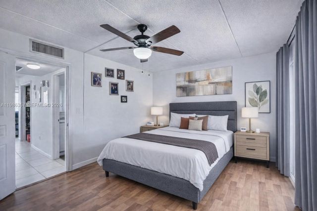 400 W Village Green Cir W 216, Palm Springs, FL 33461