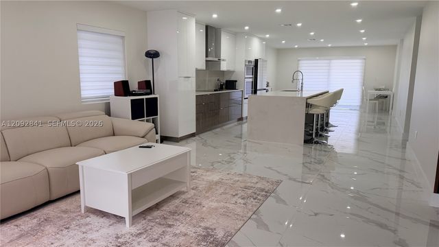 9159 SW 157th Ct, Miami, FL 33196