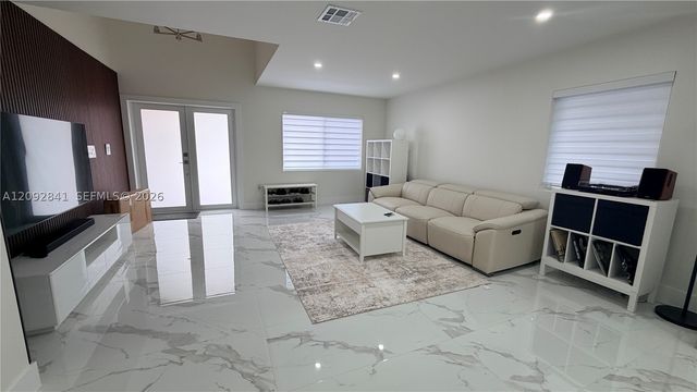 9159 SW 157th Ct, Miami, FL 33196