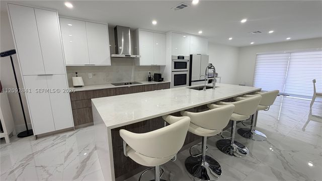 9159 SW 157th Ct, Miami, FL 33196