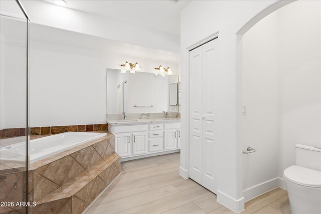 10011 N 1ST Avenue, Phoenix, AZ 85021